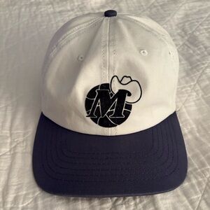 Dallas Mavericks Vintage Logo Hat